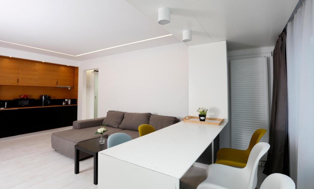 Platinum Apartment With 2 Bedrooms Бухарест Экстерьер фото
