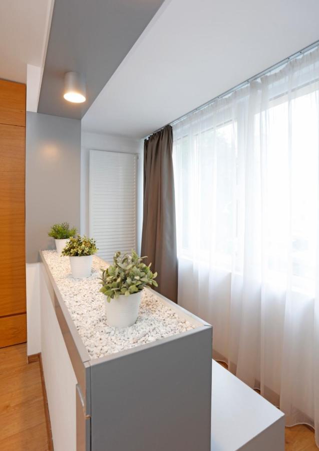 Platinum Apartment With 2 Bedrooms Бухарест Экстерьер фото